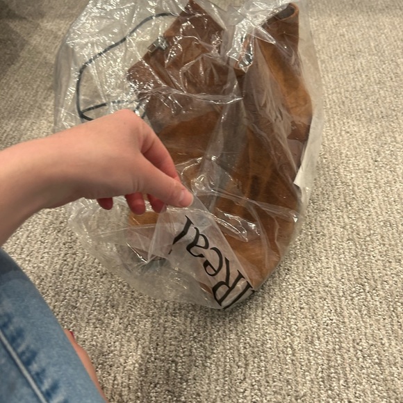 VINCE Women's Tillie Suede Mid-Heel Booties Size 9.5M - Picture 2 of 9